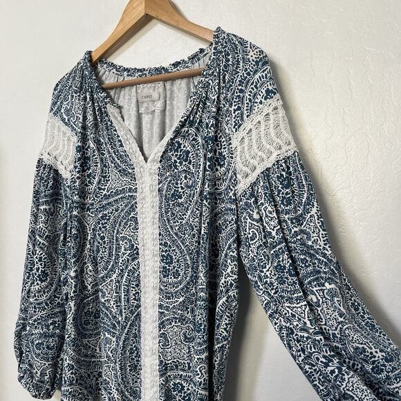 Cupio Womens Paisley Lace Trim Peasant Top Size 1X Blue Stretch Boho Cottage - Picture 3 of 9